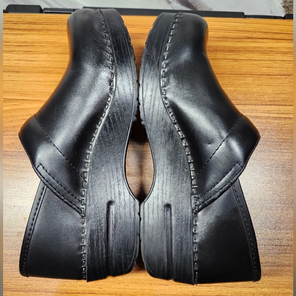 Dansko Women's Professional Black Leather Clogs EU38 US7.5–8 Preowned Work Shoe - Picture 7 of 12